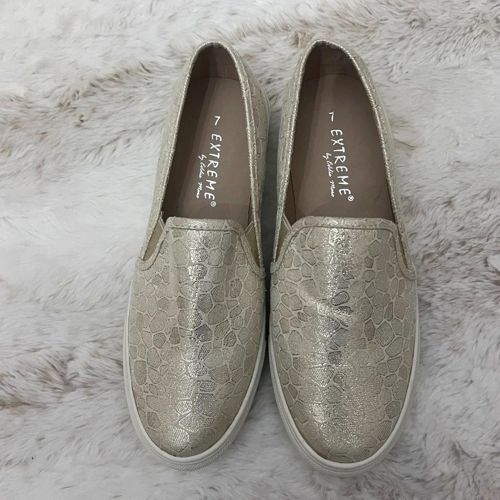 7 EXTREME by Eddie Marc Women's Slip On Sneakers Metallic Embossed Gold Silver 7